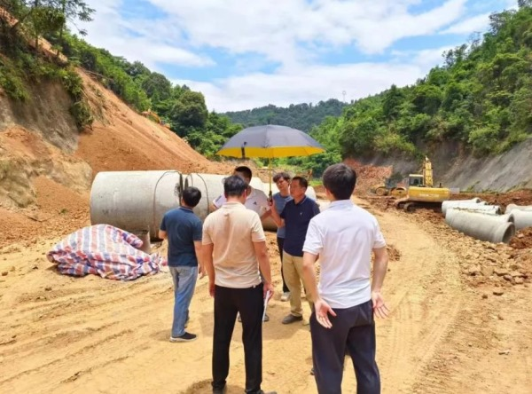 公司技术团队赴河源生活垃圾填埋厂参观交流