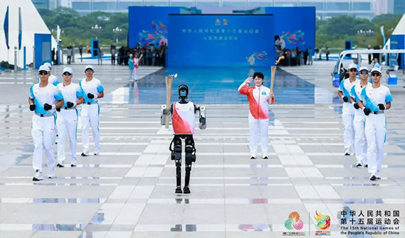 护航十五运 | 五大湖移动公厕保障火炬传递深圳站后勤服务