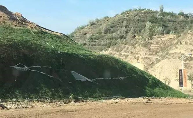 兰州保利地产－领秀山边坡表层植被恢复项目