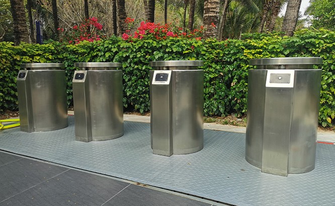 中山公园地埋式垃圾桶